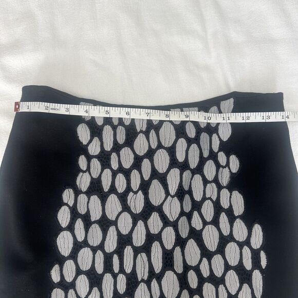 Diane von Furstenburg Black & Gray Patterned Pencil‎ Skirt Sz 8 - Picture 4 of 5